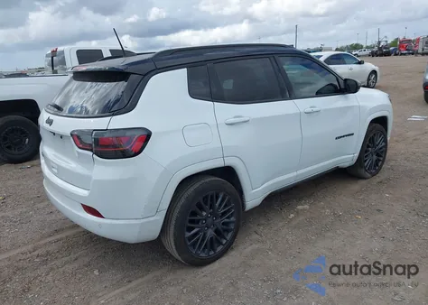 2024 Jeep Compass Limited 4X4 из США, поврежденный, VIN 3C4NJDCN2RT600035